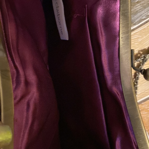 Cute and Sassy Liz Claiborne Shoulder or Clutch Handbag - Picture 4 of 6